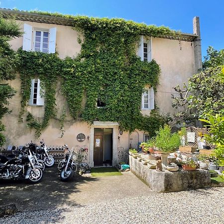 Vallon-Pont-dʼArc Maison Du Manoir מראה חיצוני תמונה