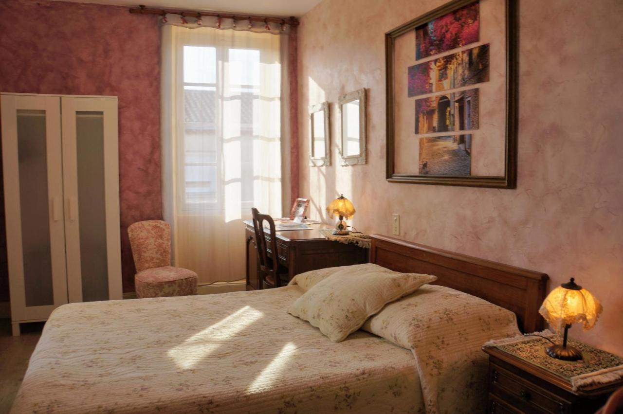 Vallon-Pont-dʼArc Maison Du Manoir מראה חיצוני תמונה