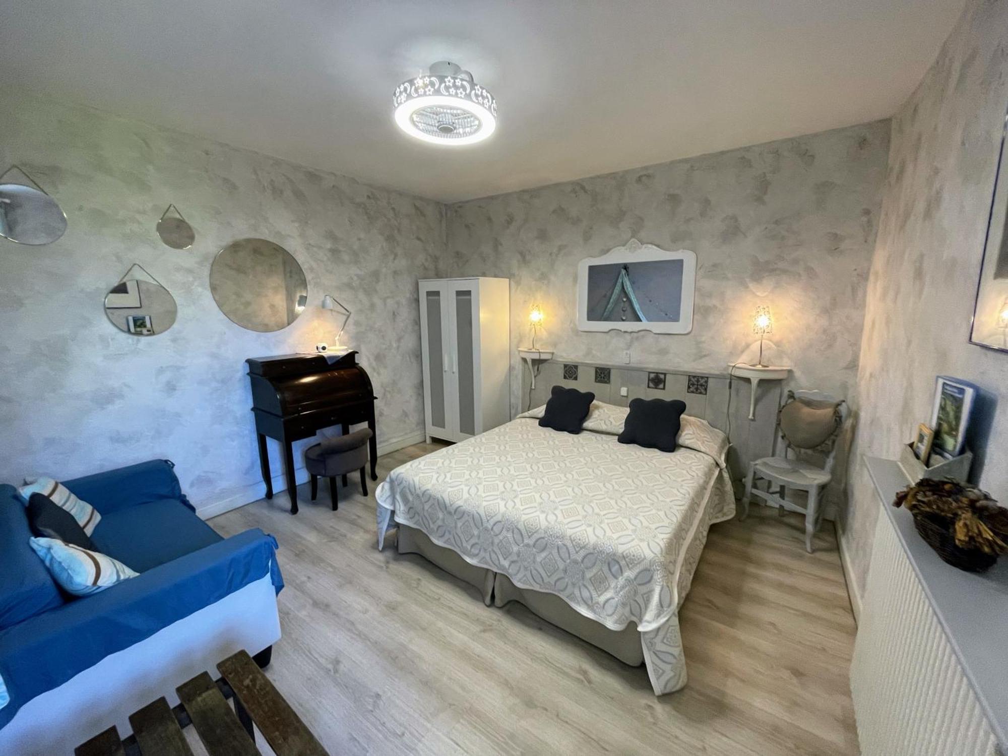 Vallon-Pont-dʼArc Maison Du Manoir מראה חיצוני תמונה